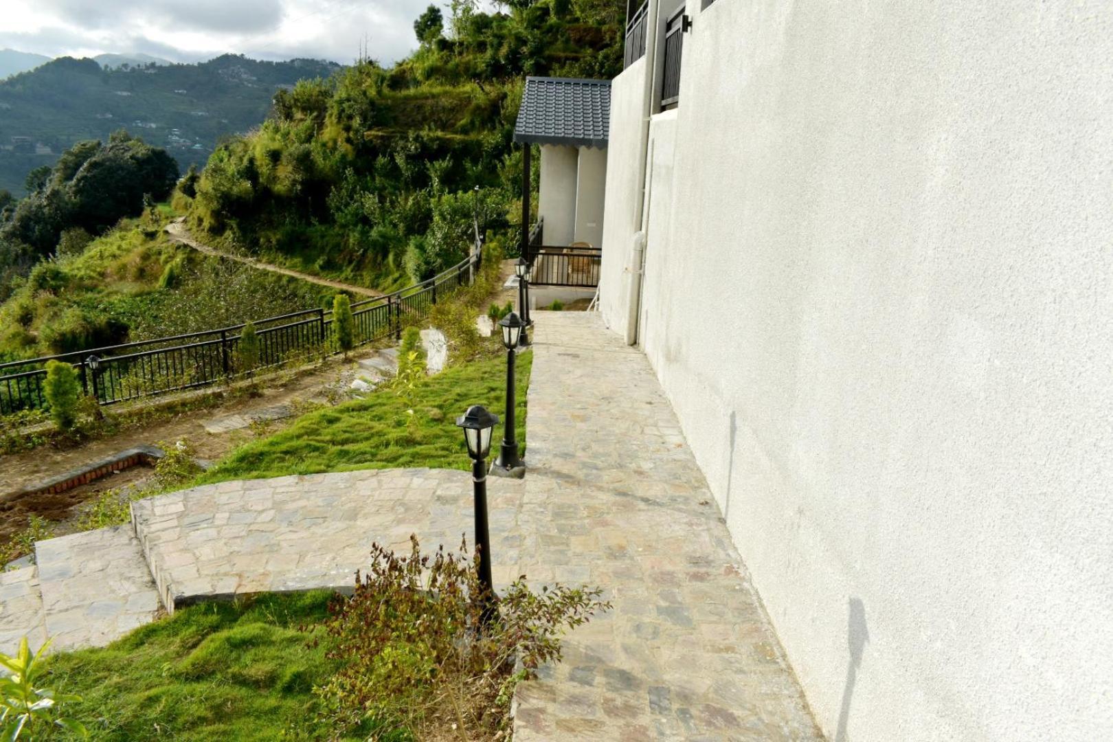 Rega Manivedya The Jungle Trail Resort Mukteshwar Exterior photo