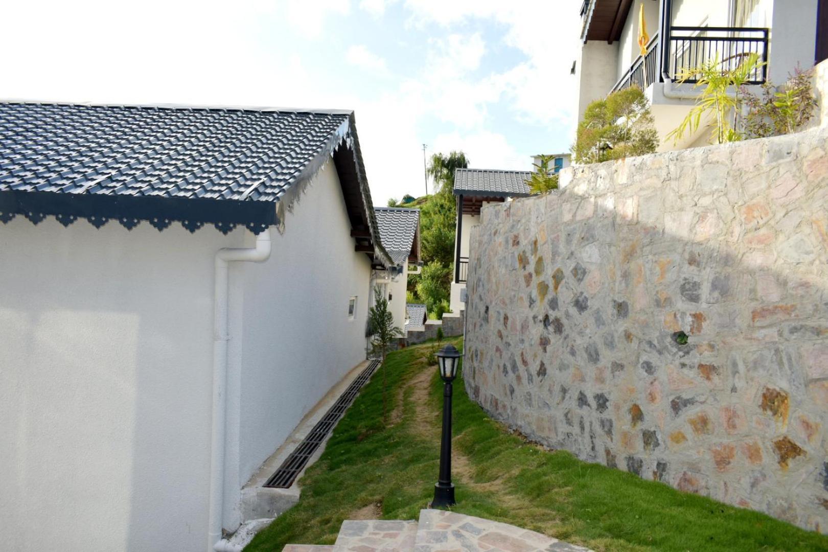 Rega Manivedya The Jungle Trail Resort Mukteshwar Exterior photo